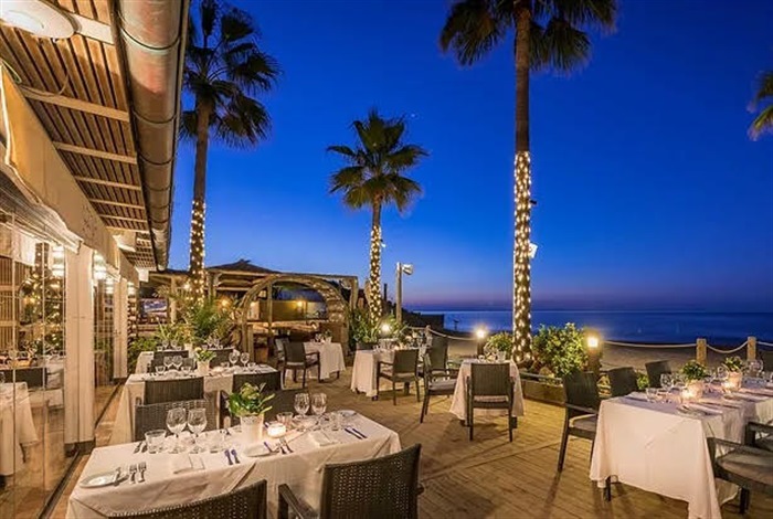 Lot 02 * Enjoy A Fabulous Meal At The Beautiful Beach House Restaurant in Elviria, Marbella With A €250 Voucher